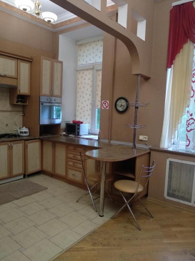 Центр, Євгена Коновальця, 3 Leilighet Lutsk Eksteriør bilde